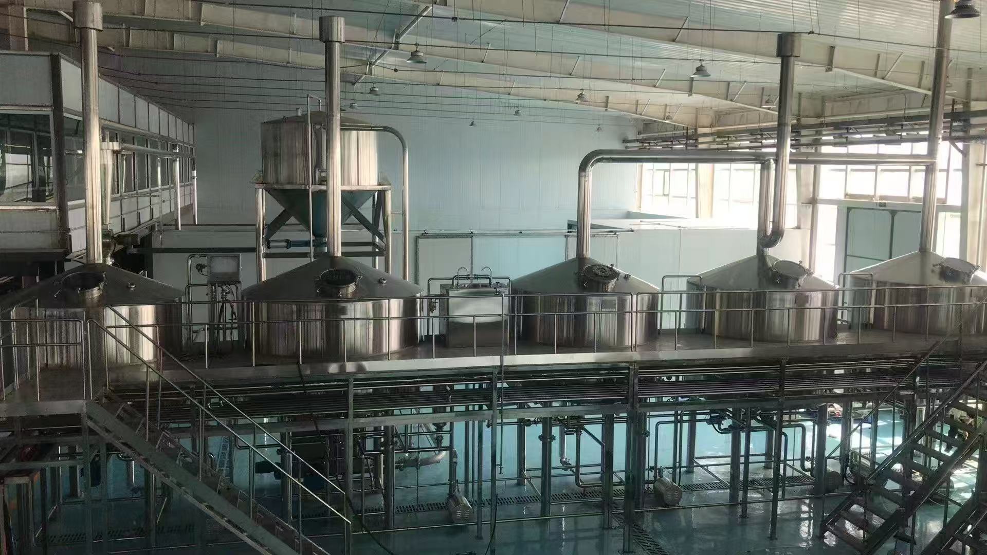贵德精酿啤酒设备厂—精酿啤酒设备主要生产工艺与核心技术